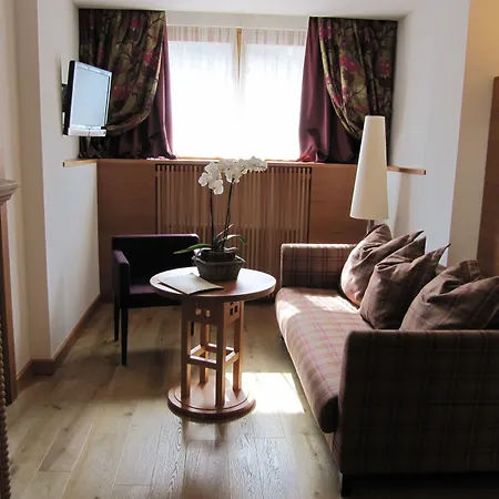 Majestic Hotel-3